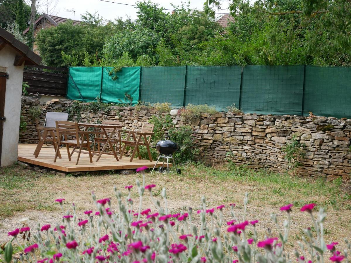 Gite Du Lavoir Leyrieu ภายนอก รูปภาพ