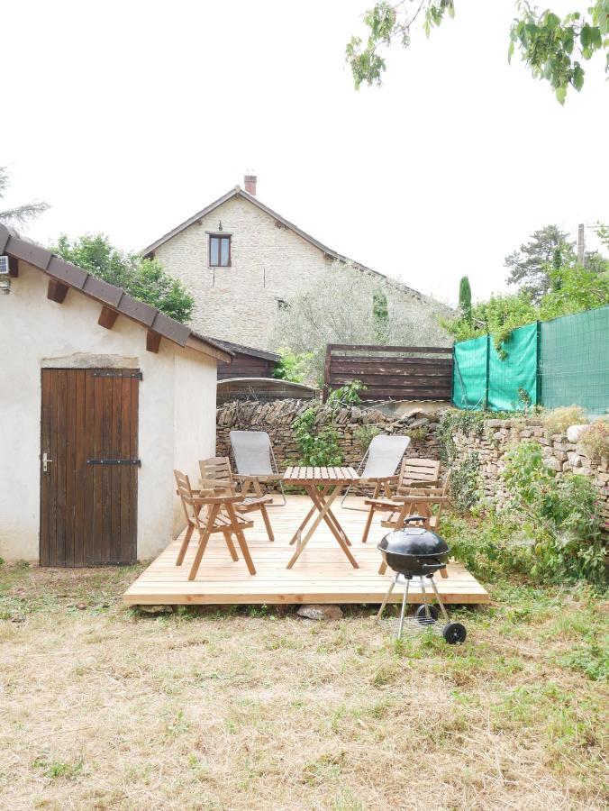 Gite Du Lavoir Leyrieu ภายนอก รูปภาพ